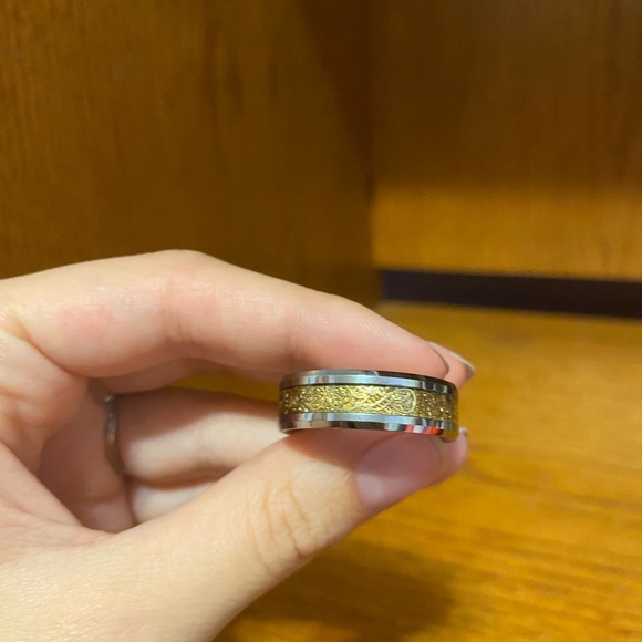 Celtic ring - Picture 1 of 4